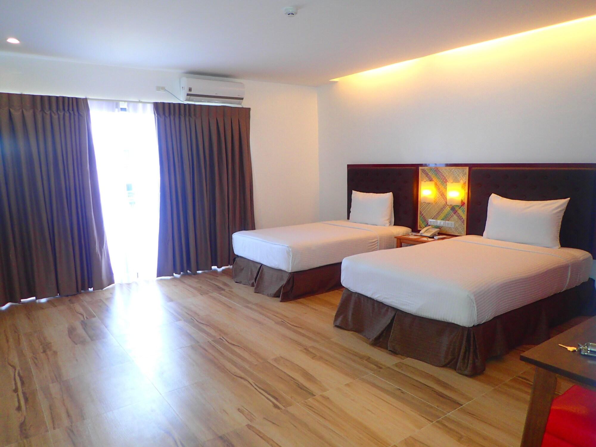 Aozora Seaside Mactan Hotel Lapu-Lapu City Exterior photo