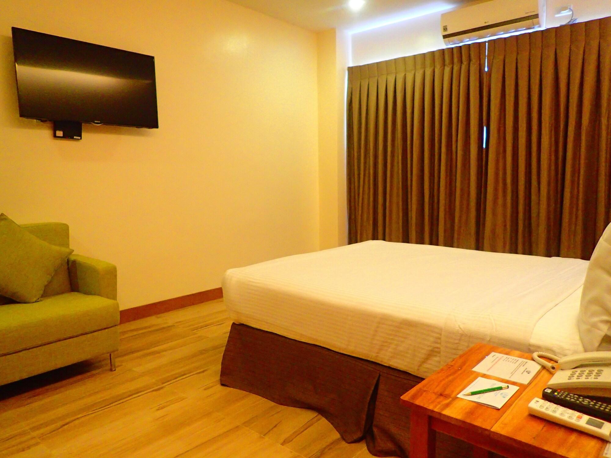 Aozora Seaside Mactan Hotel Lapu-Lapu City Exterior photo