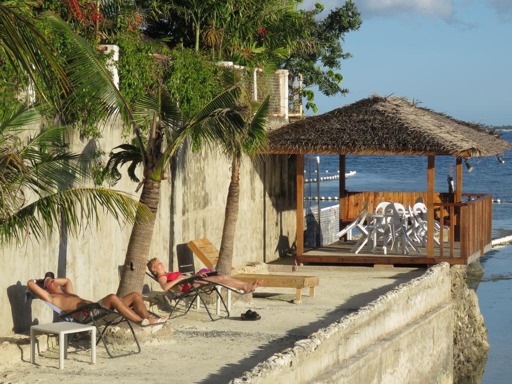 Aozora Seaside Mactan Hotel Lapu-Lapu City Exterior photo