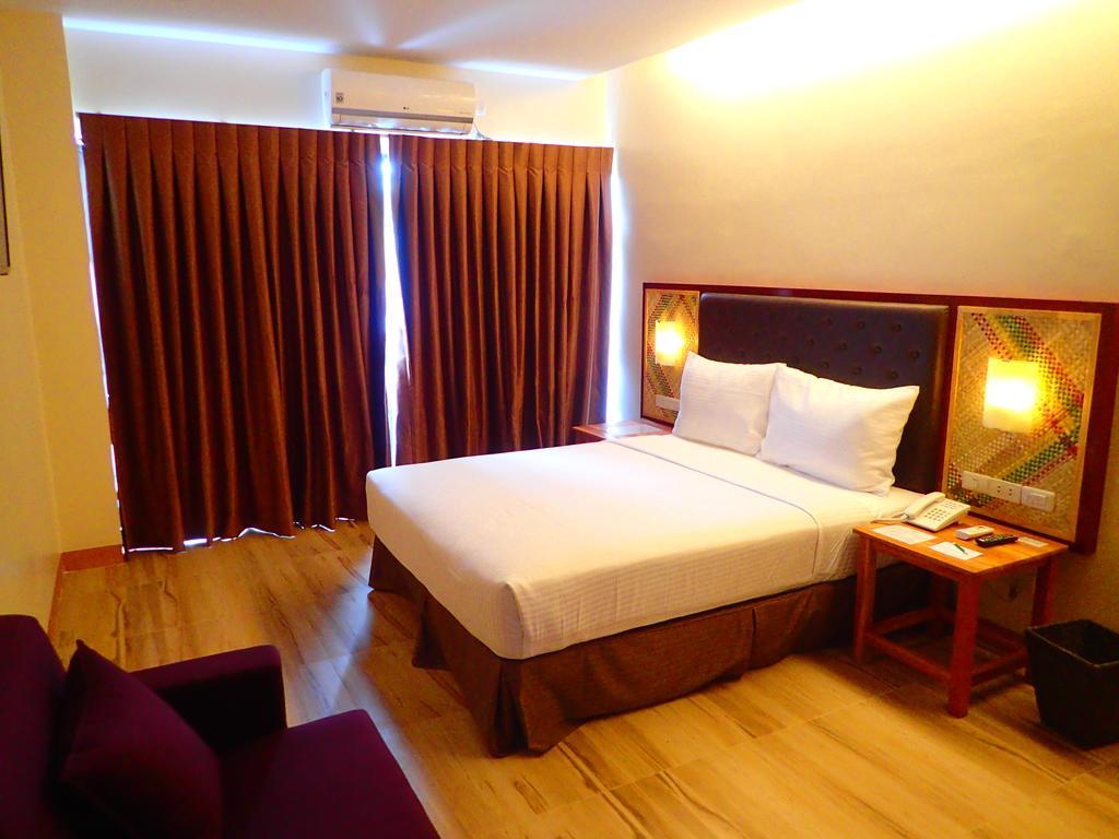 Aozora Seaside Mactan Hotel Lapu-Lapu City Exterior photo